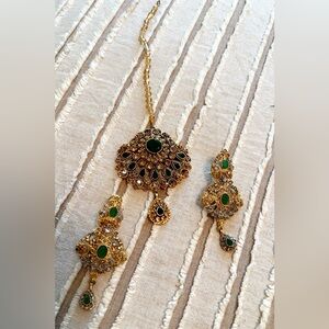 Pakistani Indian earring and tikka jewelry set